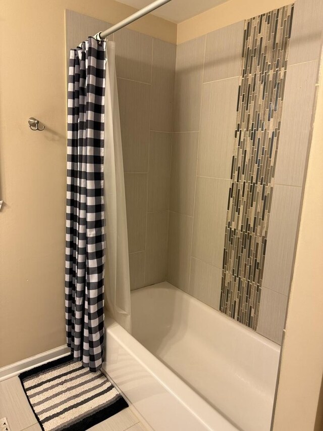 835 Williams Ct, Schaumburg, IL 60193 - bathroom with shower / bath combo