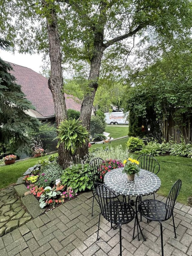 164 Chatsworth Cir, Schaumburg, IL 60194 - photo 35