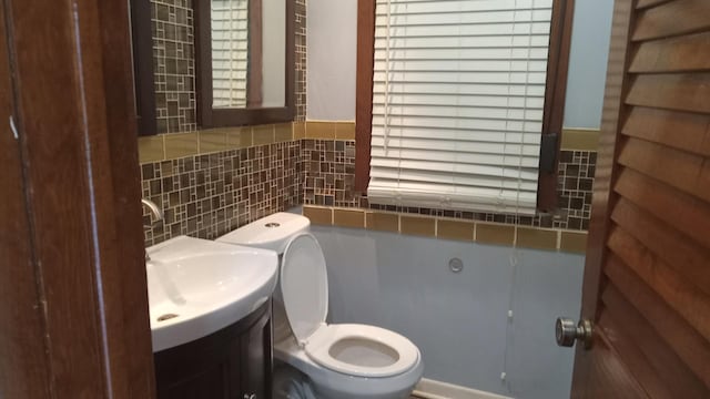 3512 W 84th St, Chicago, IL 60652 - bathroom featuring tasteful backsplash and vanity