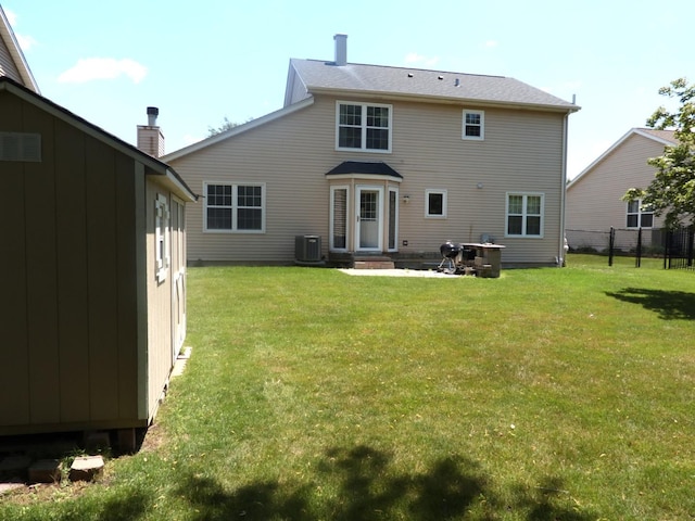 1010 Trillium Ln, Bartlett, IL 60103 - back of house