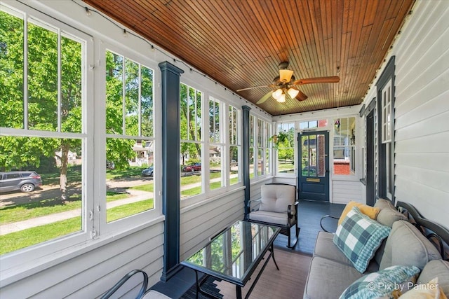 1020 S 4th St, Saint Charles, IL 60174 - sunroom featuring ceiling fan