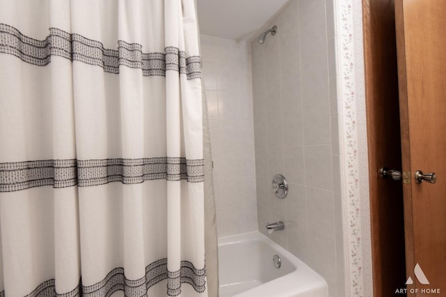 11015 New Mexico Ct, Orland Park, IL 60467 - full bathroom featuring shower / bath combination with curtain
