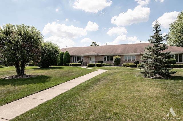 11015 New Mexico Ct, Orland Park, IL 60467 - single story home featuring a front lawn