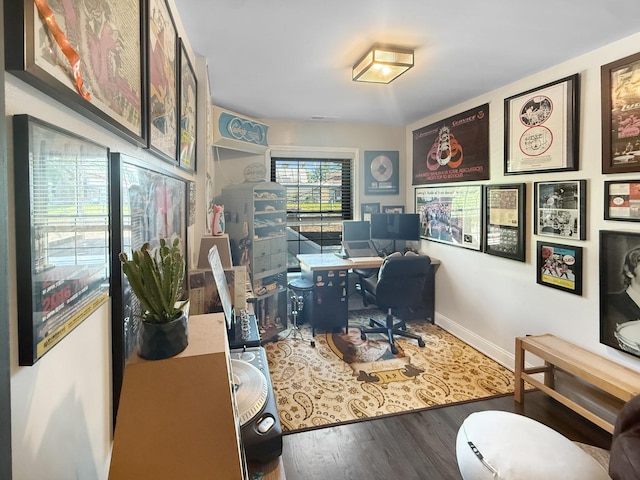 2514 W Washington Blvd, Chicago, IL 60612 - home office featuring wood finished floors and baseboards