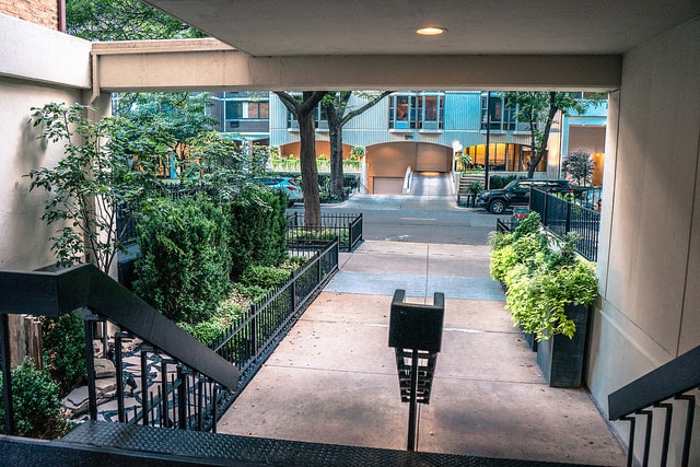1339 N Dearborn St Unit 4A, Chicago, IL 60610 - view of community