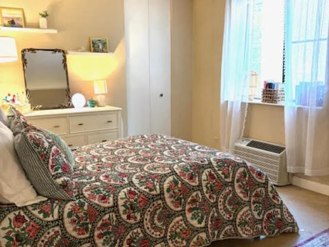 1339 N Dearborn St Unit 4A, Chicago, IL 60610 - view of bedroom