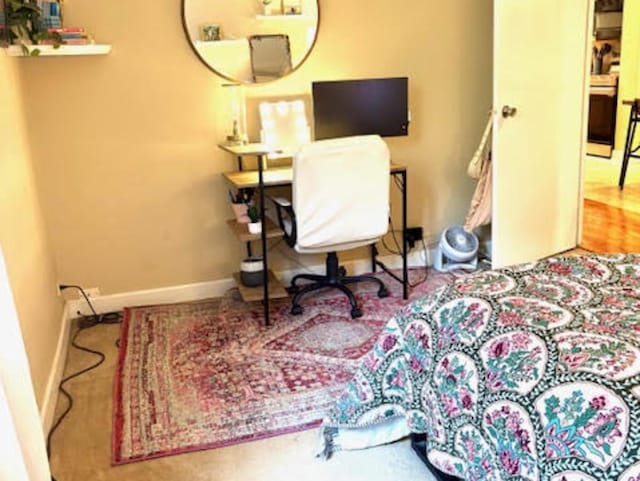 1339 N Dearborn St Unit 4A, Chicago, IL 60610 - home office with baseboards