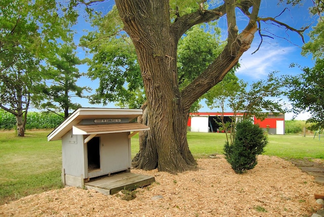 2840 W Ziebarth Rd, Normal, IL 61761 - view of grassy yard with a shed
