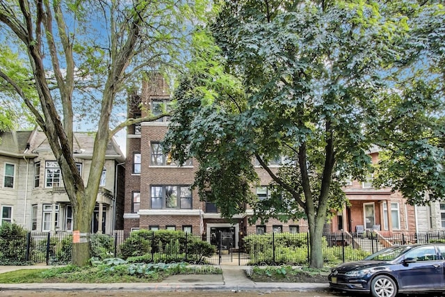 1311 W Pratt Blvd Unit 2, Chicago, IL 60626 - photo 2