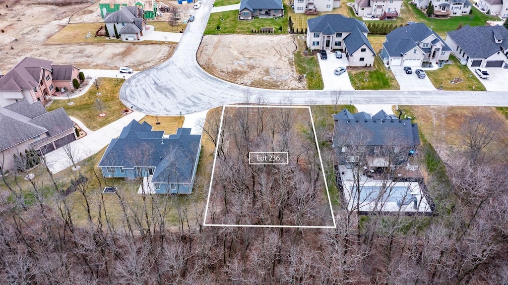 9382 Michigan Dr, Crown Point, IN 46307