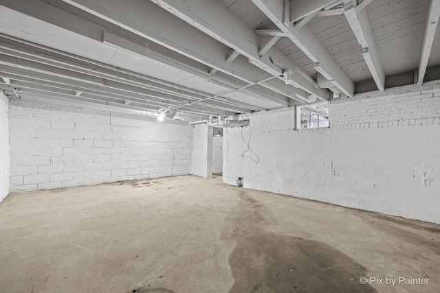 2213 Elm St, Rockford, IL 61102 - view of below grade area