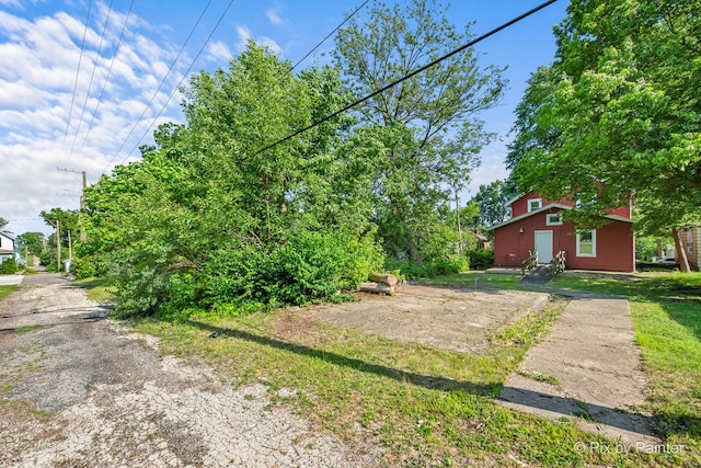 2213 Elm St, Rockford, IL 61102 - view of street