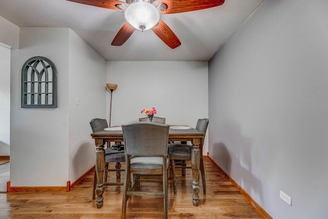 5715 Park Pl Unit K1, Crestwood, IL 60418 - dining area with light wood-type flooring and a ceiling fan