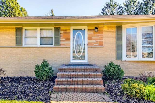 23W073 Dickens Ave, Glen Ellyn, IL 60137 - entrance to property featuring brick siding