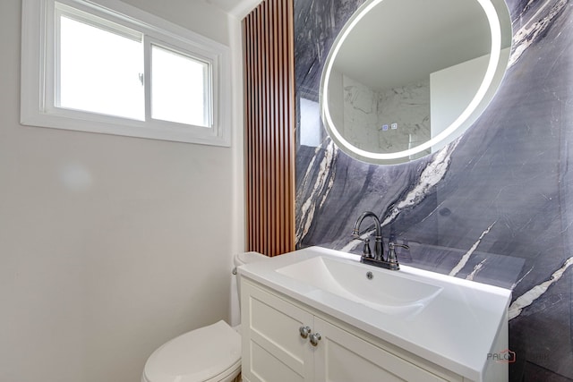 4603 Main St Unit B, Skokie, IL 60076 - bathroom with vanity and toilet