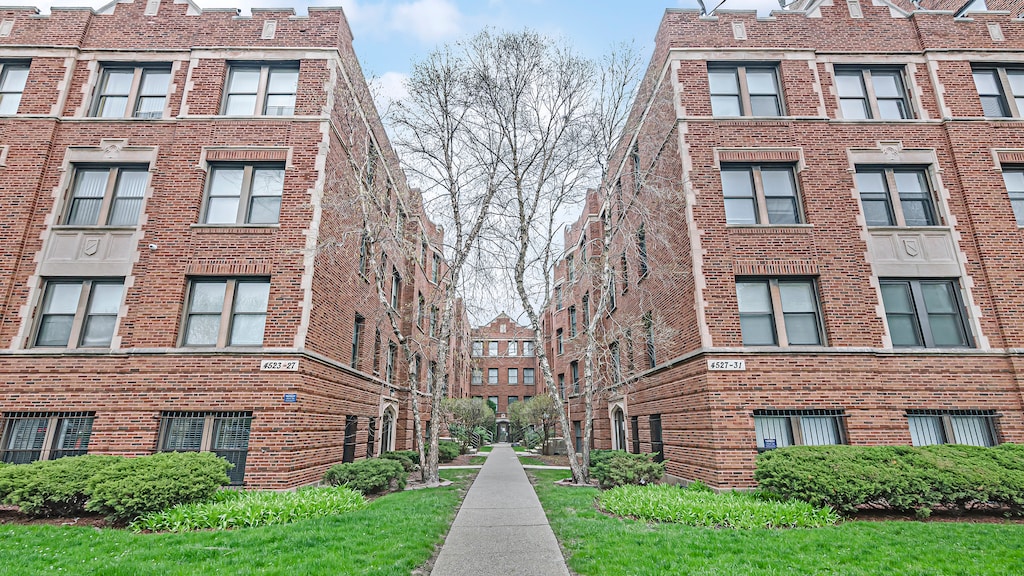 4523.5 S Drexel Blvd Unit 3W, Chicago, IL 60653 - view of property