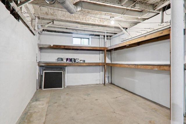 711 W Front St, Bloomington, IL 61701 - view of basement