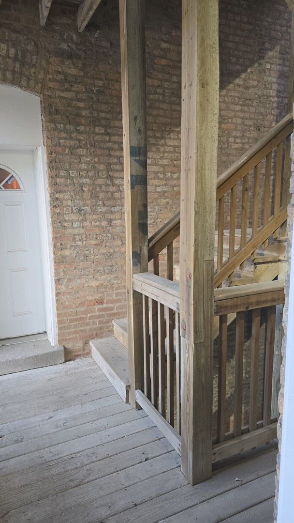 3733 S Lake Park Ave, Chicago, IL 60653 - view of wooden deck