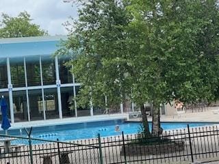 18 E Old Willow Rd Unit 106N, Prospect Heights, IL 60070 - community pool with a patio
