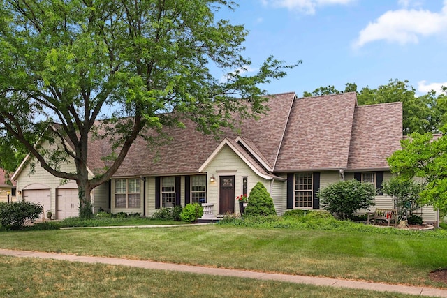 3063 Wedgewood Dr, Dekalb, IL 60115 - view of front facade with a front yard and roof with shingles