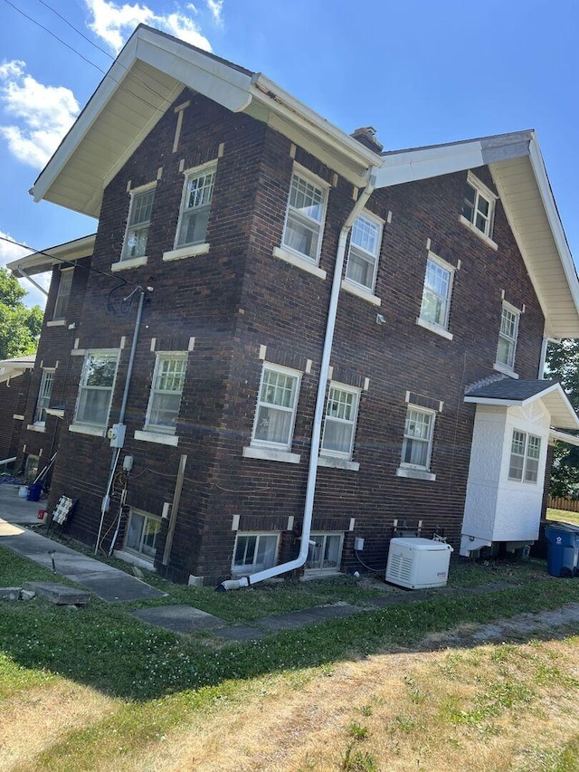 503 N Center St, Colfax, IL 61728 - photo 12