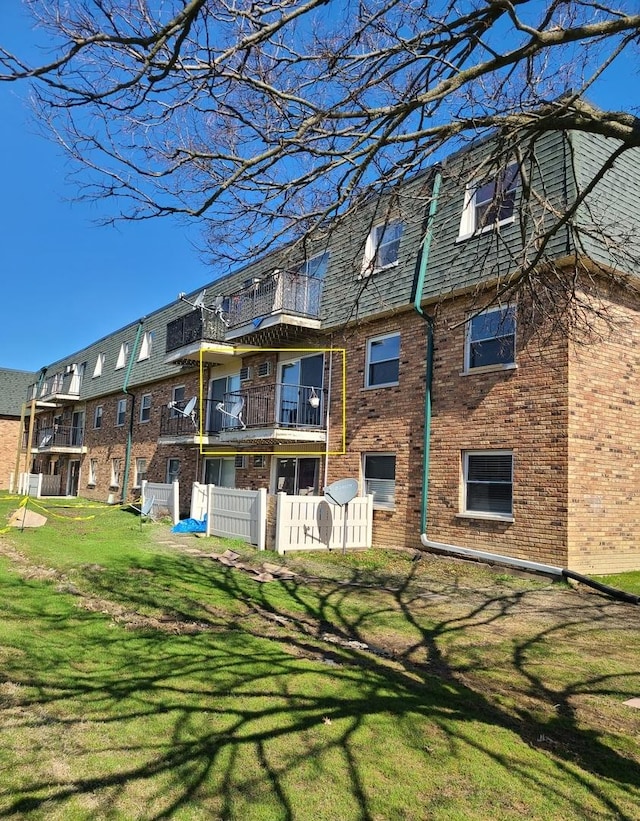 9950 S 84th Ter Unit 215, Palos Hills, IL 60465 - photo 1