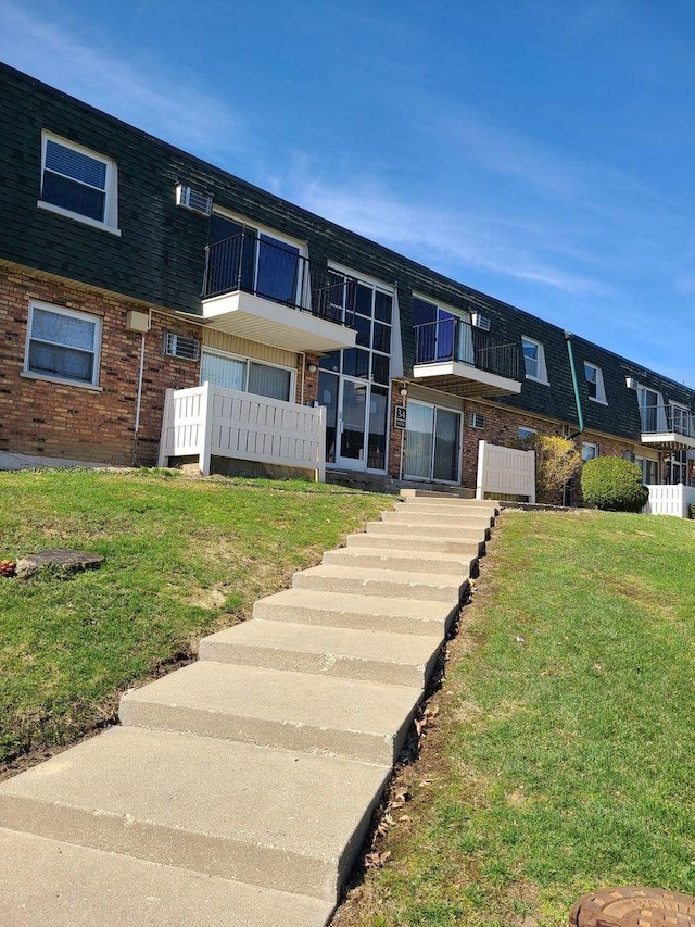 9950 S 84th Ter Unit 215, Palos Hills, IL 60465 - photo 2