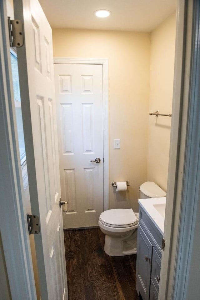 1028 Valley Stream Dr, Wheeling, IL 60090 - bathroom with wood finished floors, vanity, and recessed lighting