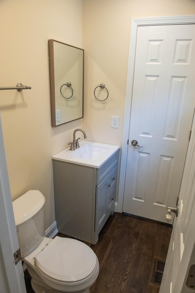1028 Valley Stream Dr, Wheeling, IL 60090 - bathroom featuring wood finished floors and vanity
