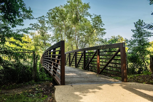 1028 Valley Stream Dr, Wheeling, IL 60090 - view of gate