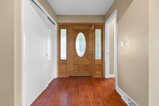 739 Crest Ave, Schaumburg, IL 60193 - entryway featuring a textured wall and dark wood-style flooring