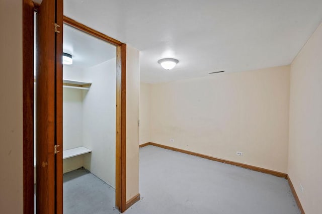 7826 S Kenneth Ave, Chicago, IL 60652 - unfurnished bedroom with a closet and baseboards
