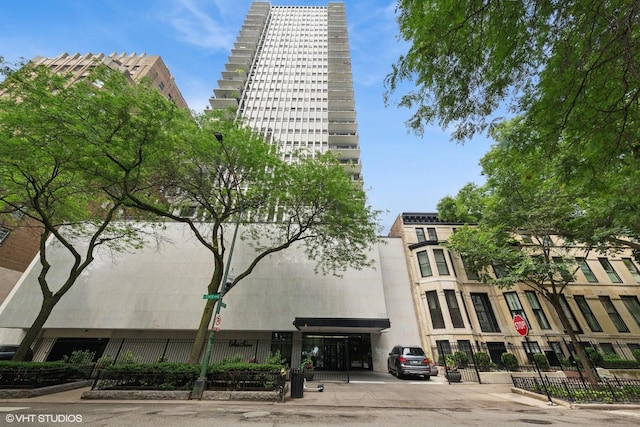 1230 N State Pkwy Unit 25C, Chicago, IL 60610 - photo 1