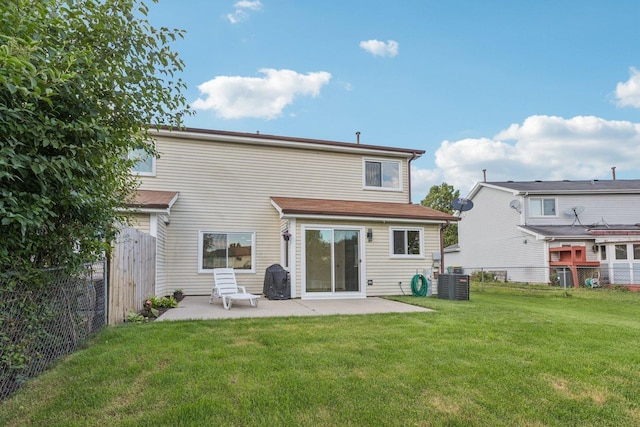 1516 Laguna Ct, Wheeling, IL 60090 - back of house featuring a patio area and a fenced backyard