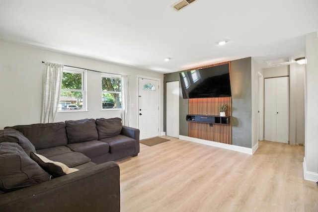34W928 N James Dr, Saint Charles, IL 60174 - living room featuring wood finished floors and baseboards