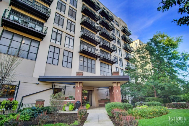 1525 S Sangamon St Unit 312, Chicago, IL 60608 - photo 1