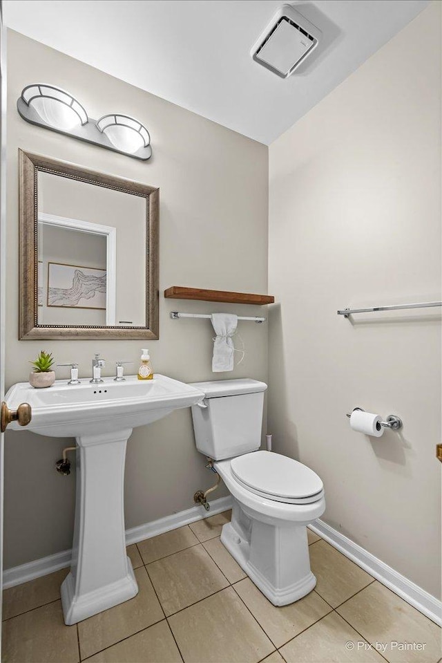 515 Timbers Trl, Saint Charles, IL 60174 - half bathroom with tile patterned flooring