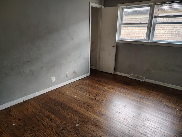 8924 S Paulina St, Chicago, IL 60620 - unfurnished room with wood finished floors and baseboards