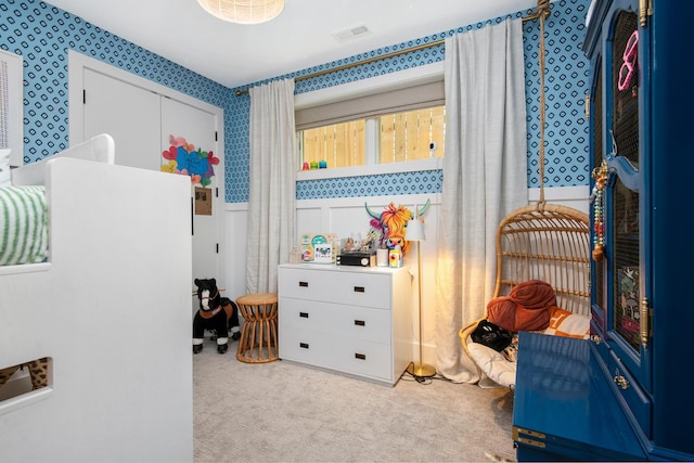 2441 N Clybourn Ave Unit 1, Chicago, IL 60614 - carpeted bedroom featuring wallpapered walls and a closet