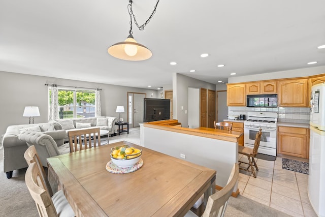 18211 Eagle Dr, Tinley Park, IL 60477 - dining area featuring recessed lighting and light tile patterned floors