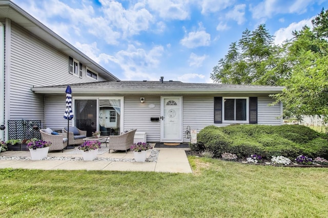 1042 Quanset Ct, Schaumburg, IL 60194 - entrance to property with an outdoor living space, a yard, and a patio area