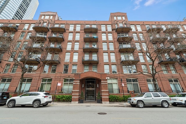 550 N Kingsbury St Unit 515, Chicago, IL 60654 - view of apartment building / complex