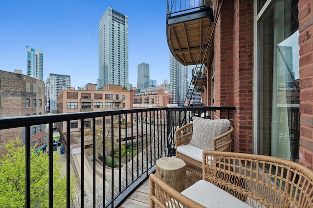550 N Kingsbury St Unit 515, Chicago, IL 60654 - balcony featuring a view of skyline