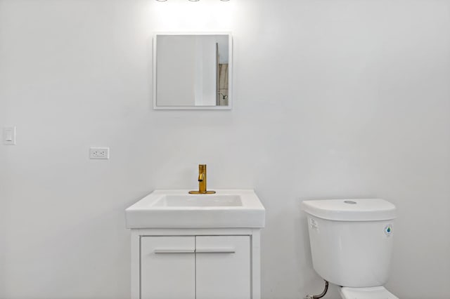 1668 Buena Vista Ave, Chicago Heights, IL 60411 - bathroom featuring vanity and toilet