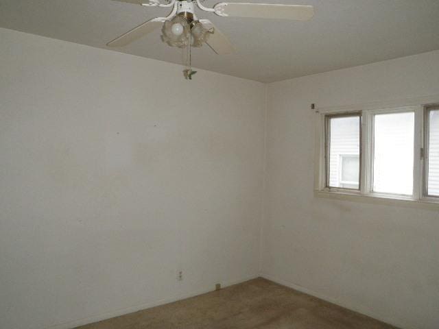709 E Livingston St, Streator, IL 61364 - photo 9