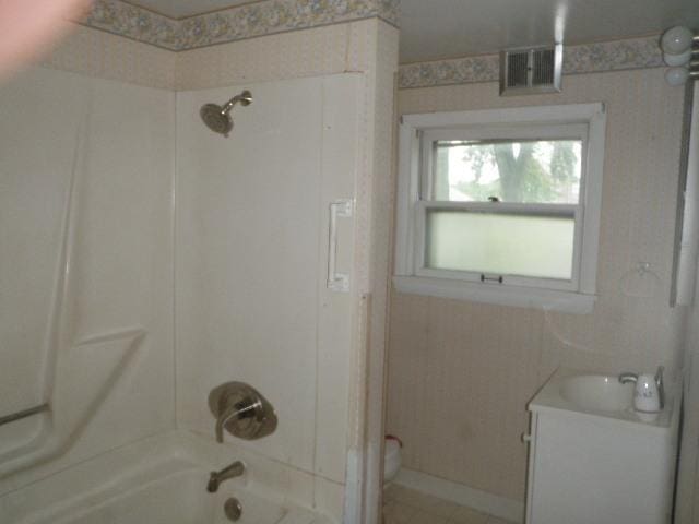 709 E Livingston St, Streator, IL 61364 - photo 10
