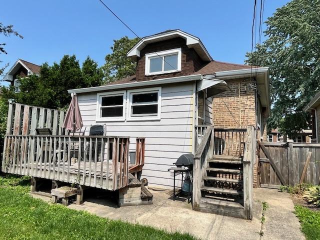 2722 Euclid Ave, Berwyn, IL 60402 - rear view of house with a deck