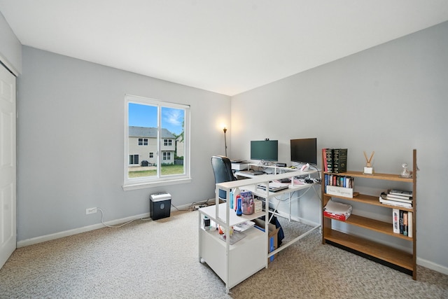2942 Heather Ln, Montgomery, IL 60538 - carpeted office space with baseboards