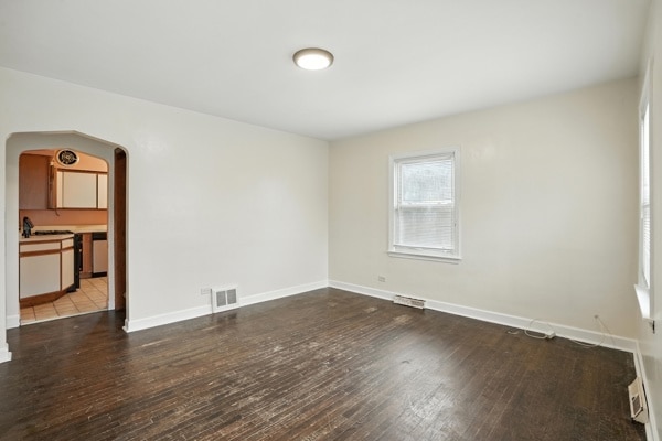 Listing photo 3 - caption unavailable