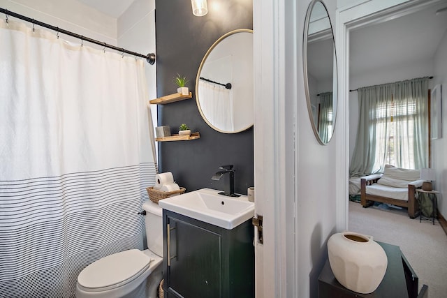 443 W Water St, Kankakee, IL 60901 - bathroom featuring vanity and a shower with curtain